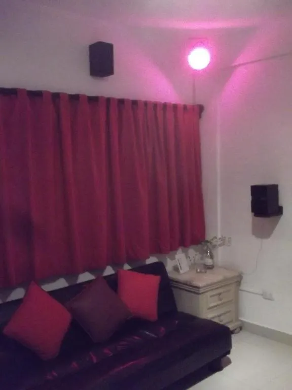 Motel Del Rey 칸쿤 러브호텔