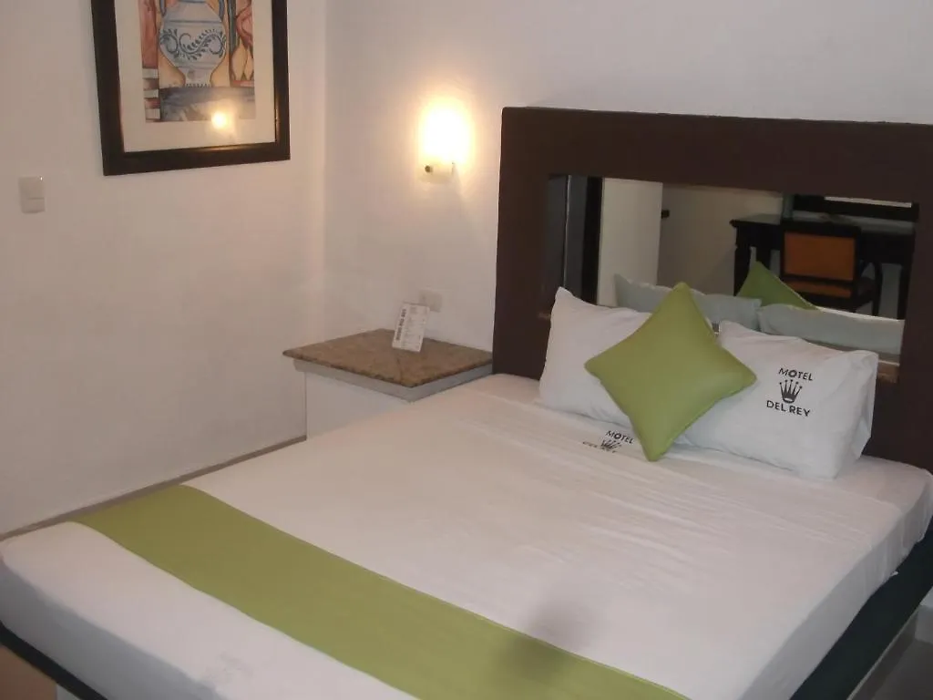 *** Liefdeshotel Motel Del Rey Cancún Mexico